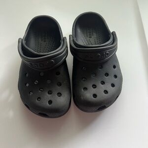 Boys Crocs. Size 9C